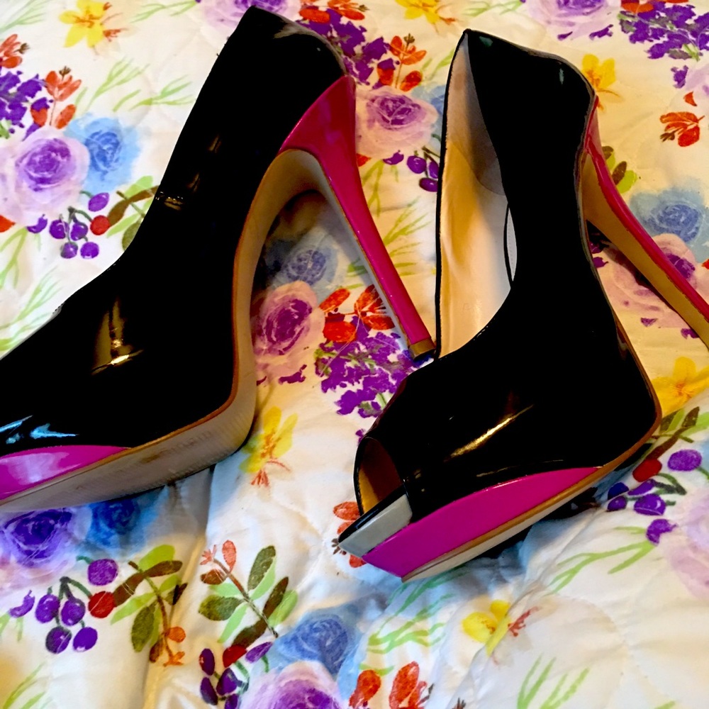 Pink & black Enzo Angiolini.